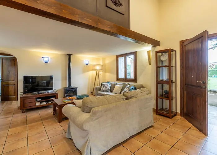 Acogedora Con Piscina Privada *