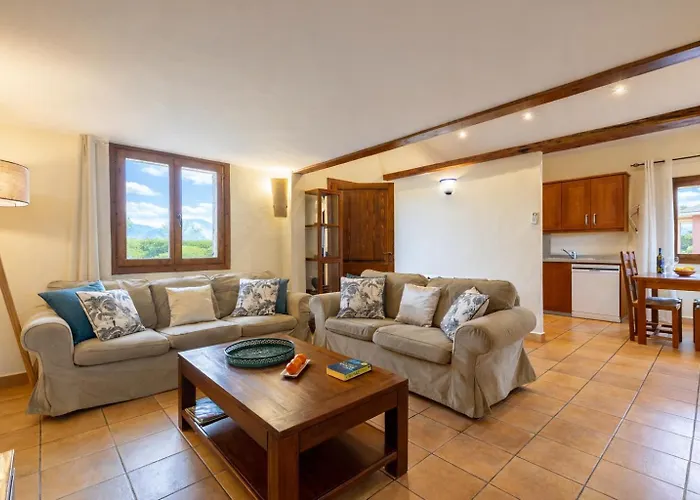 Acogedora Con Piscina Privada Поланко